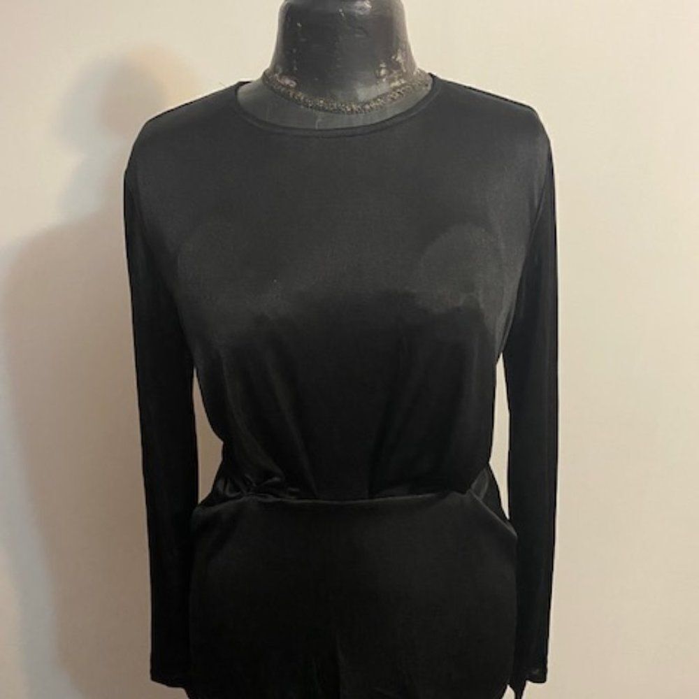 Annabelle Black Satin like top, with tie waist, size Large